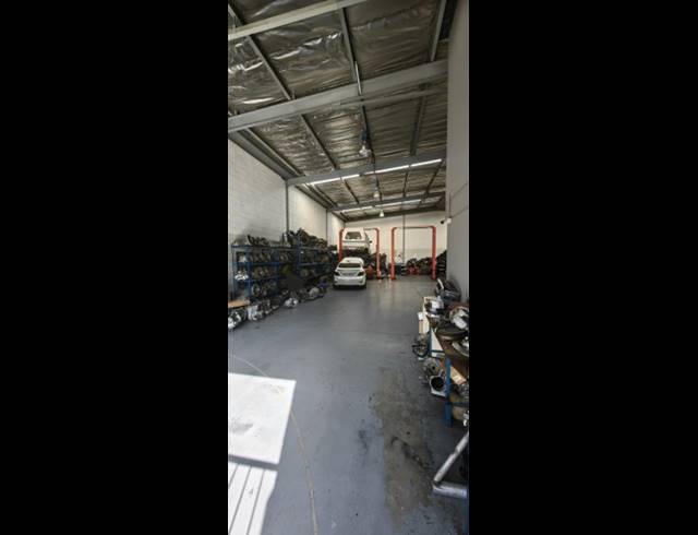 478M² WAREHOUSE TO LET IN SUNNYROCK